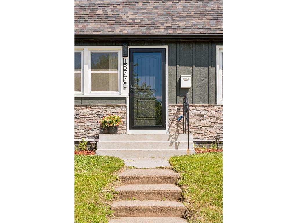 1877 Graham Avenue Saint Paul MN 55116 7078660 image3
