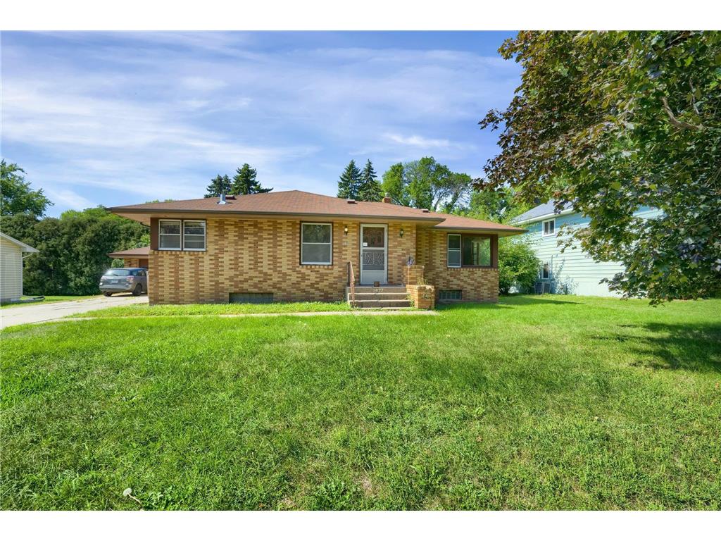 1877 Hamline Avenue N, Falcon Heights, MN, 55113 MLS 6320852 Edina