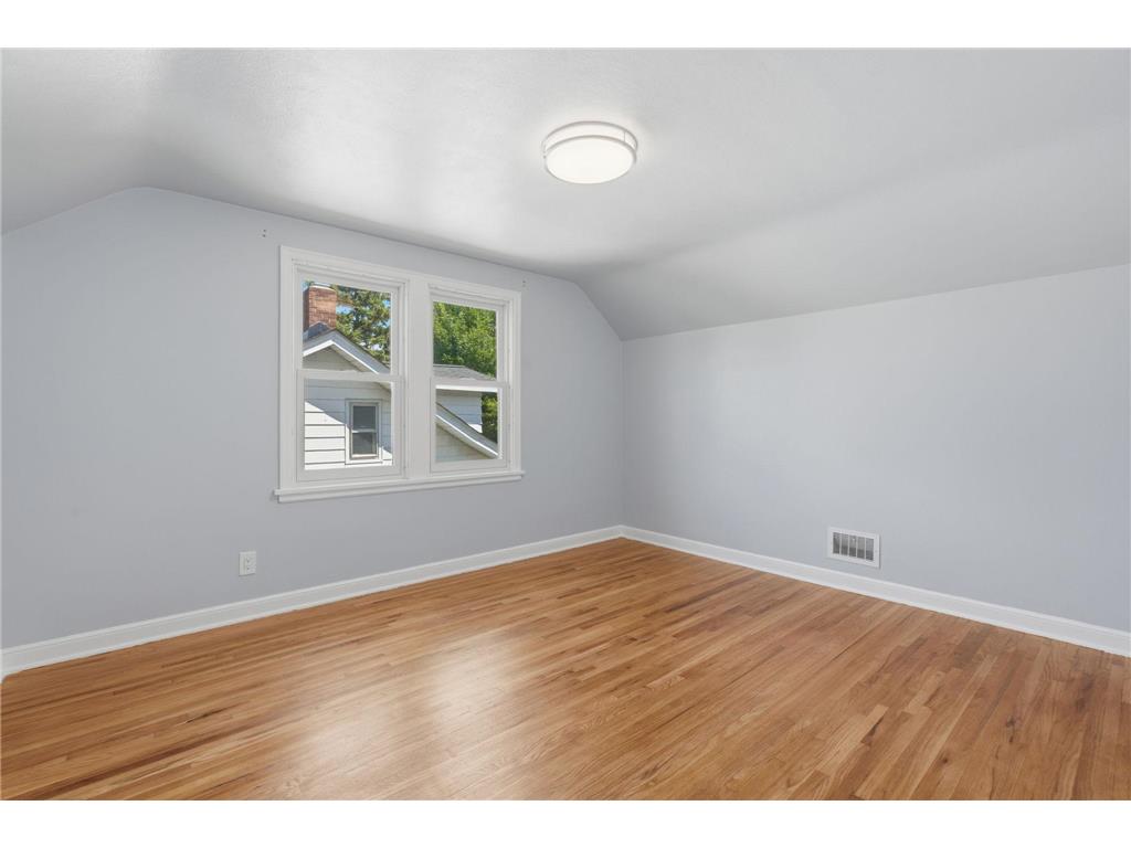 1877 Lacrosse Avenue Saint Paul MN 55119 7097831 image10