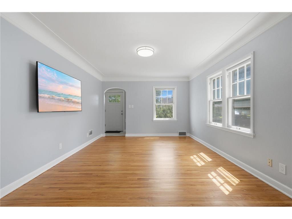 1877 Lacrosse Avenue Saint Paul MN 55119 7097831 image26