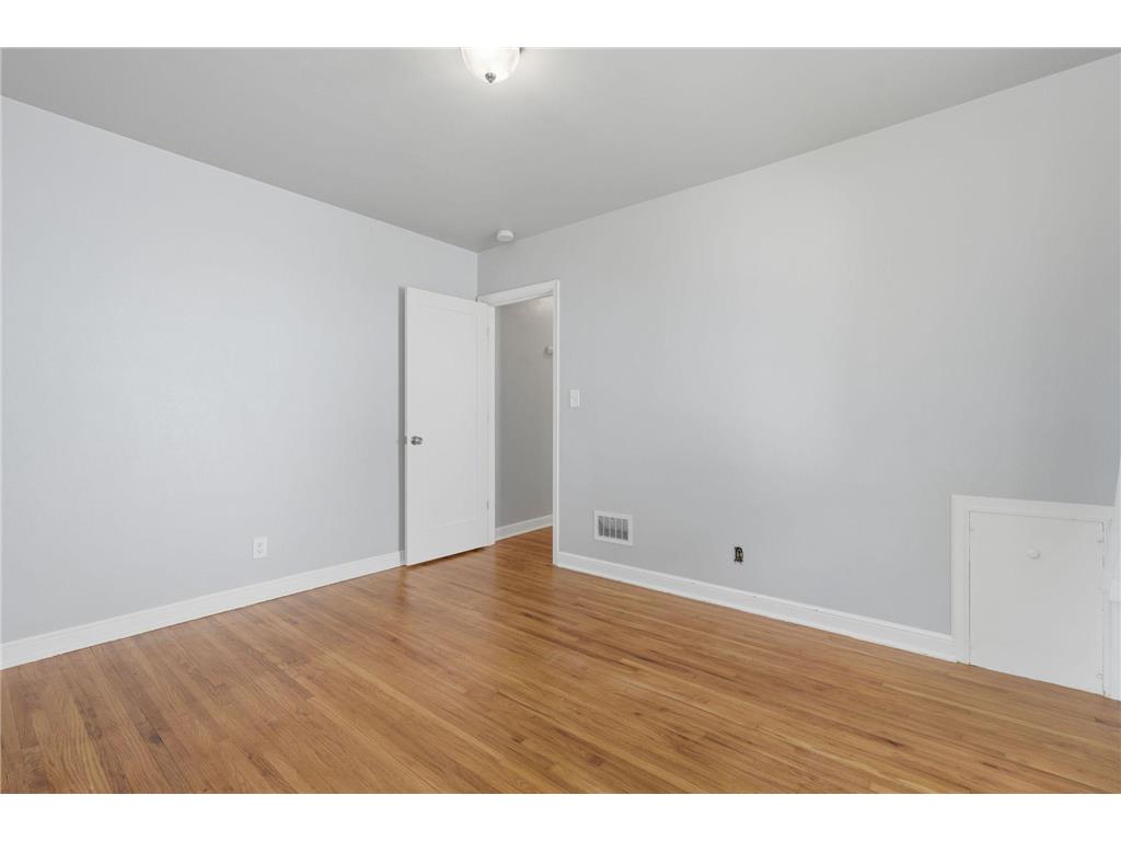 1877 Lacrosse Avenue Saint Paul MN 55119 7097831 image33