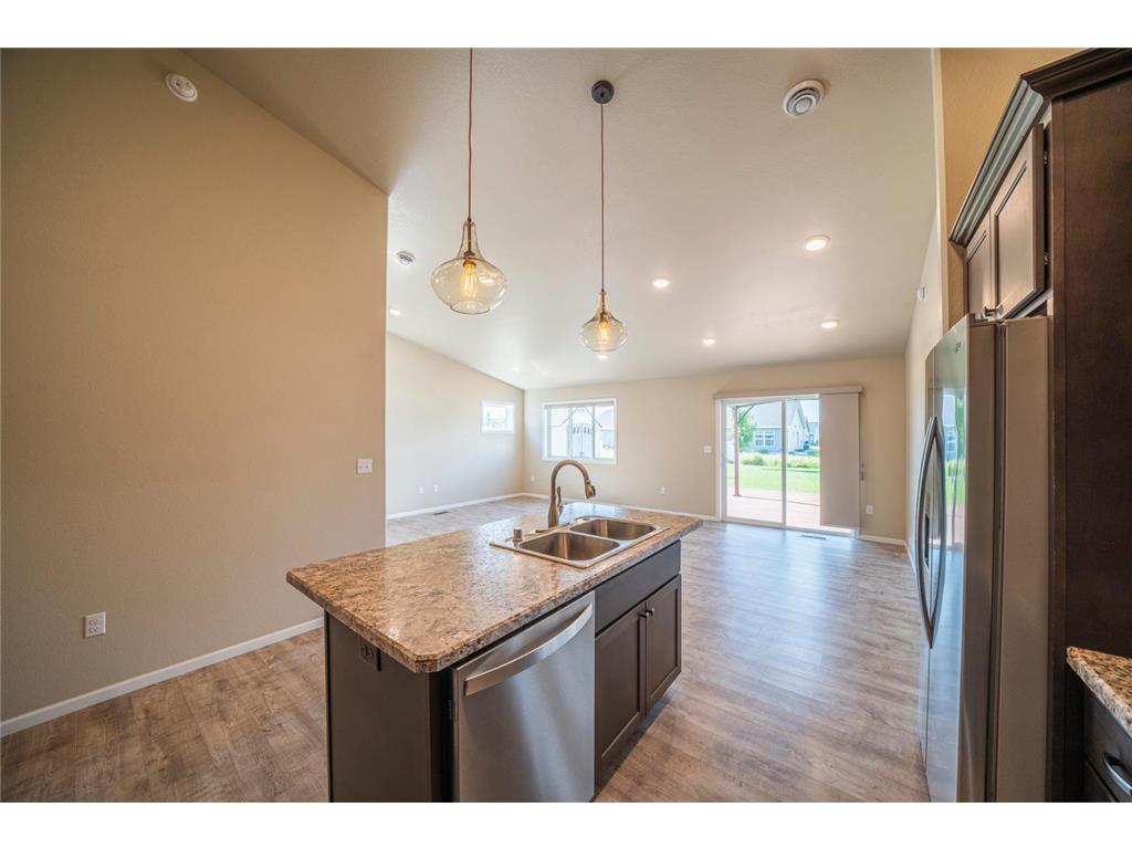 1877 Longview Drive Detroit Lakes MN 56501 7109882 image11