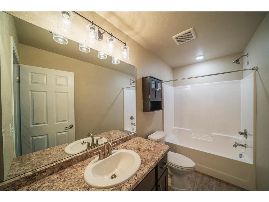 1877 Longview Drive Detroit Lakes MN 56501 7109882 image7