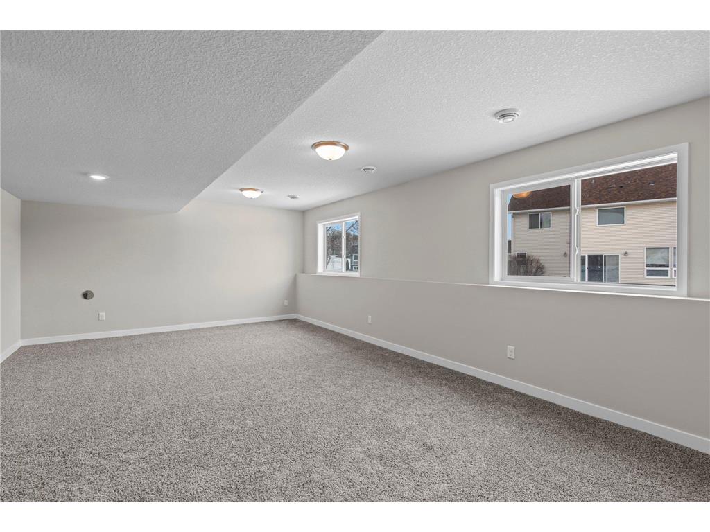 1877 Robinson Lane Byron MN 55920 6777111 image46