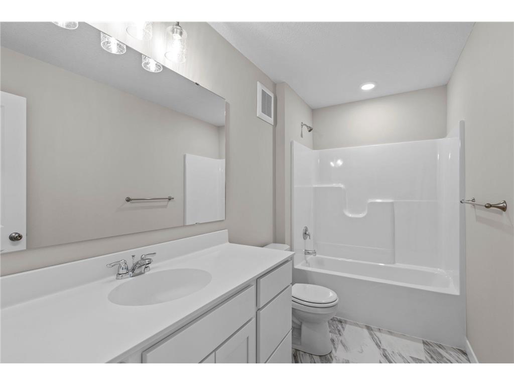 1877 Robinson Lane Byron MN 55920 6777111 image55