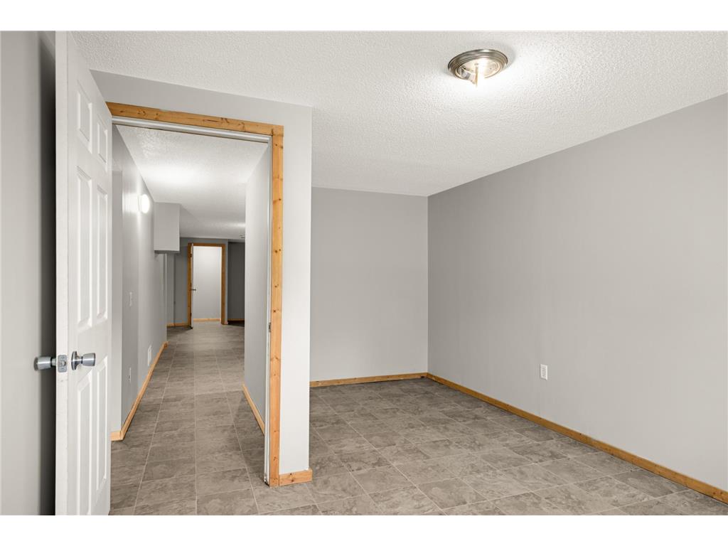 18774 Jordan Trail Lakeville MN 55044 7075928 image24