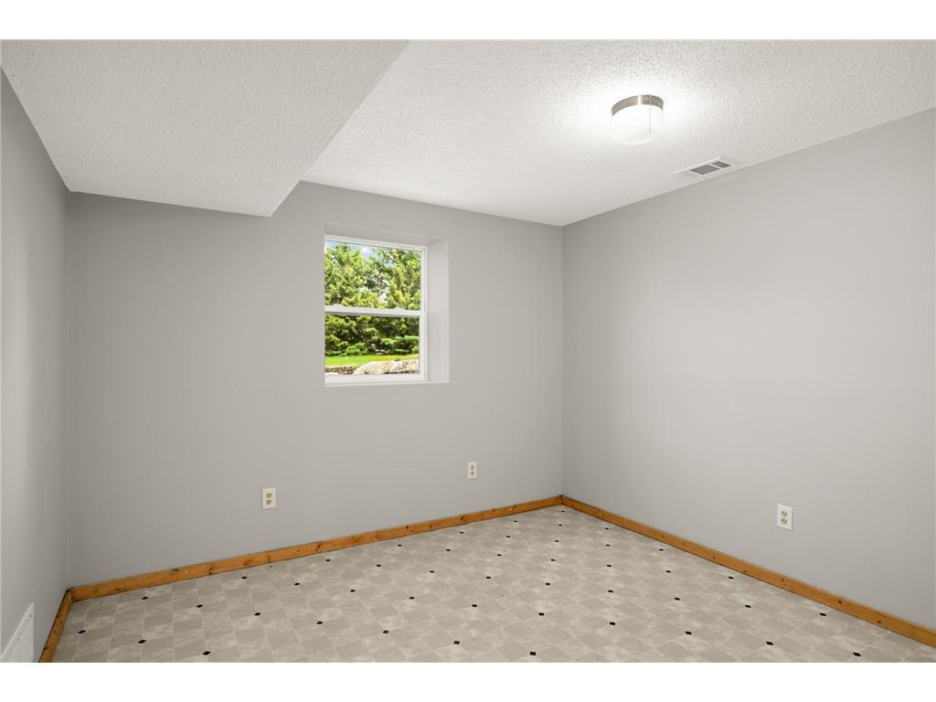 18774 Jordan Trail Lakeville MN 55044 7075928 image25