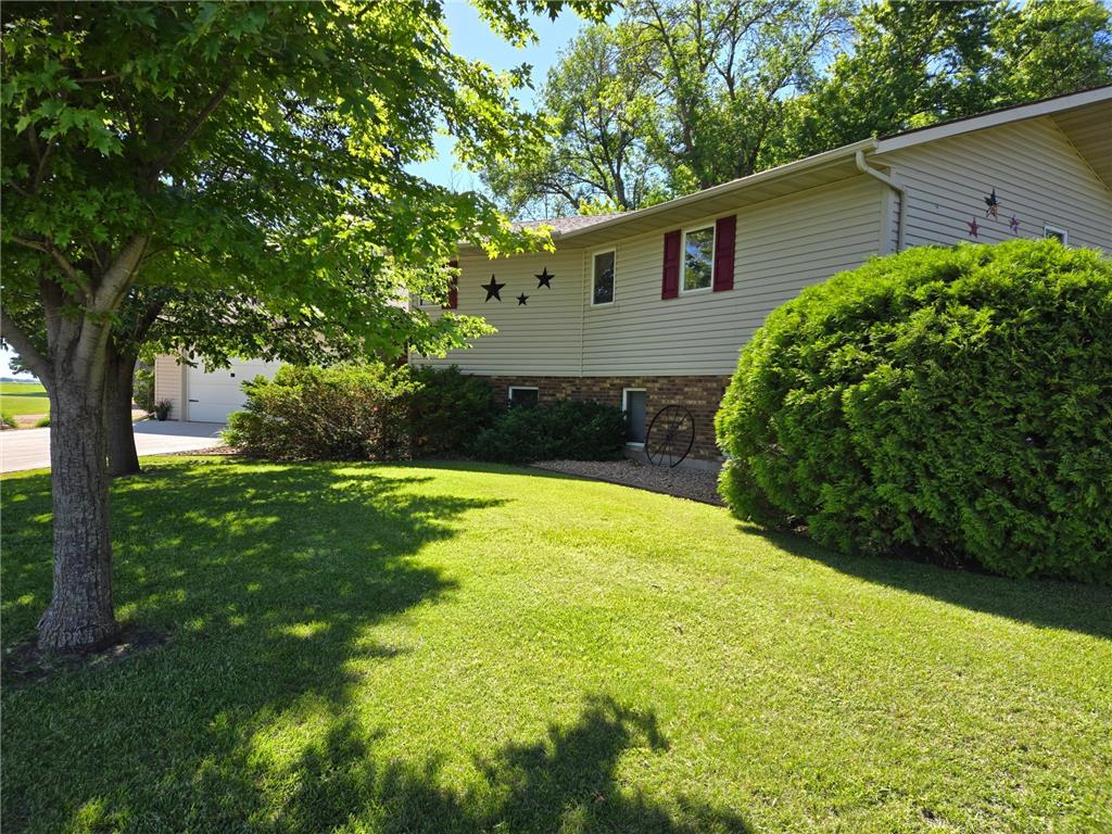 18777 840th Avenue, Glenville, MN, 56036 MLS 6550846 Edina Realty