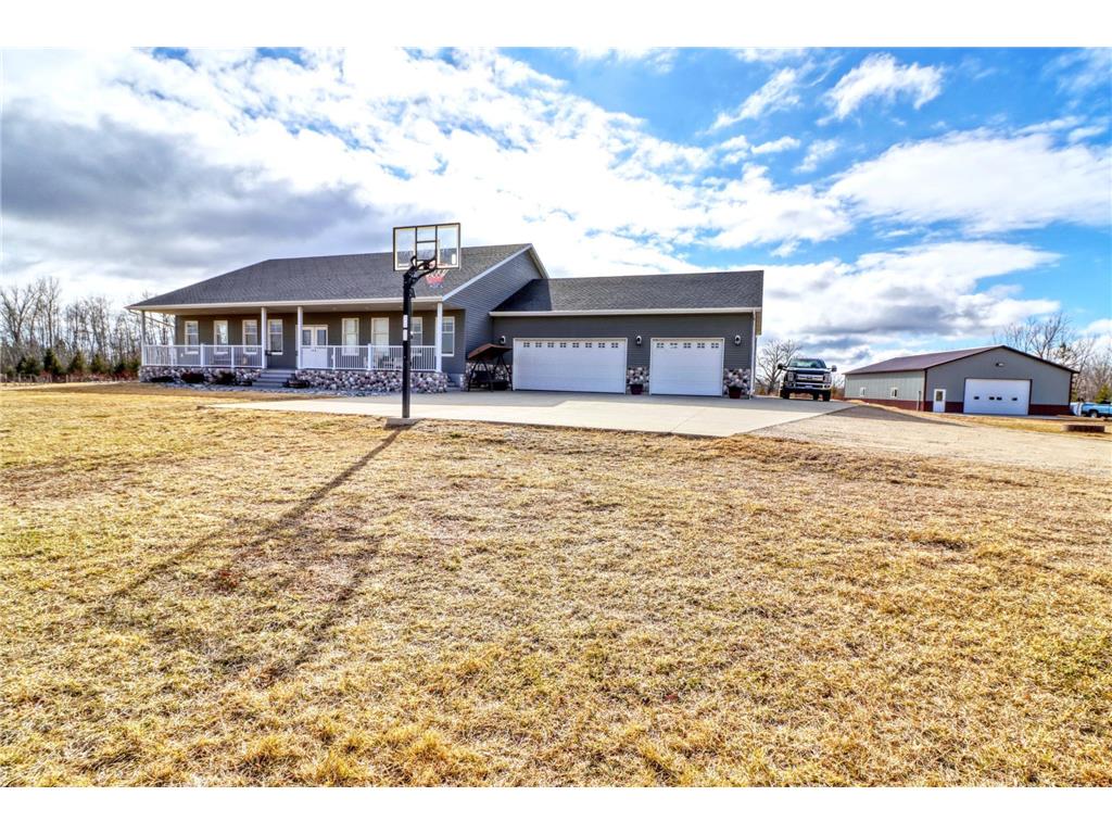 18779 35th Avenue N Cromwell Twp MN 56549 7036457 image1