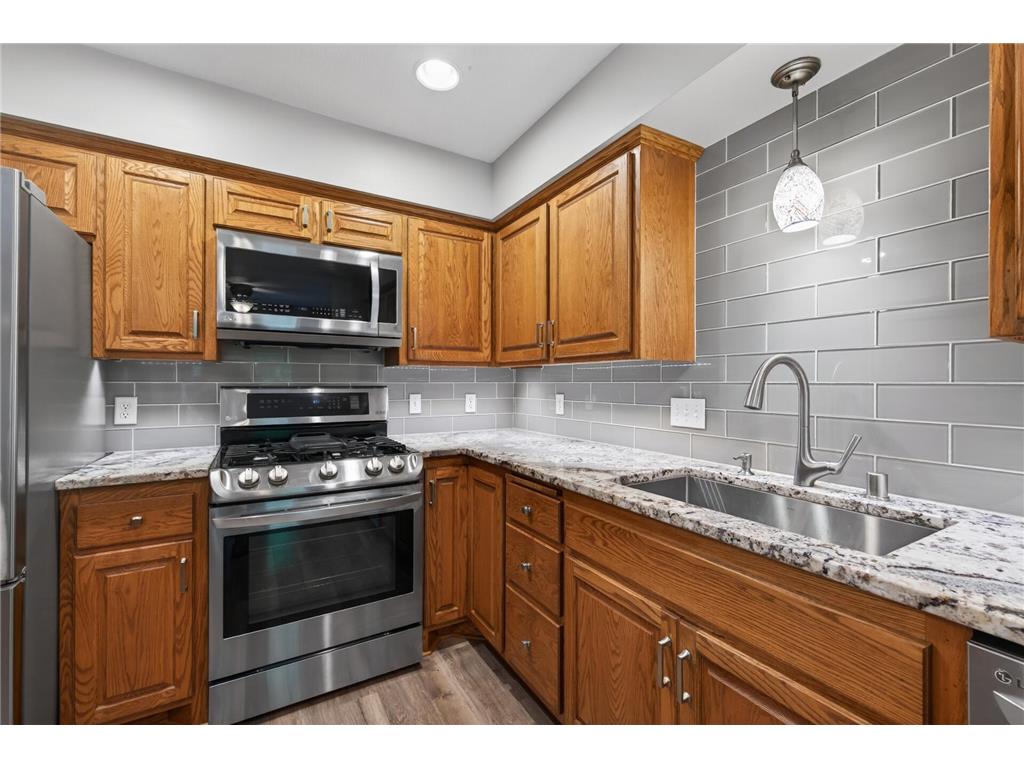 1878 113th Lane NW Coon Rapids MN 55433 6826388 image20