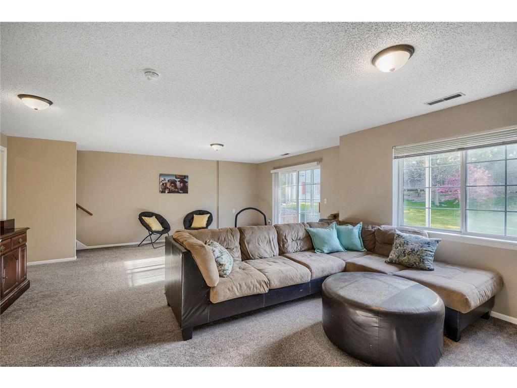 1878 Christensen Avenue West Saint Paul MN 55118 7041377 image13