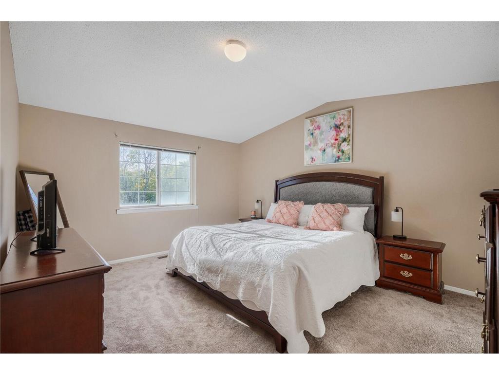 1878 Christensen Avenue West Saint Paul MN 55118 7041377 image15