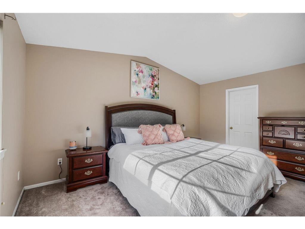 1878 Christensen Avenue West Saint Paul MN 55118 7041377 image16
