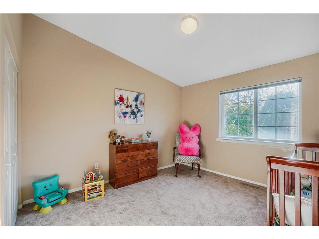 1878 Christensen Avenue West Saint Paul MN 55118 7041377 image17