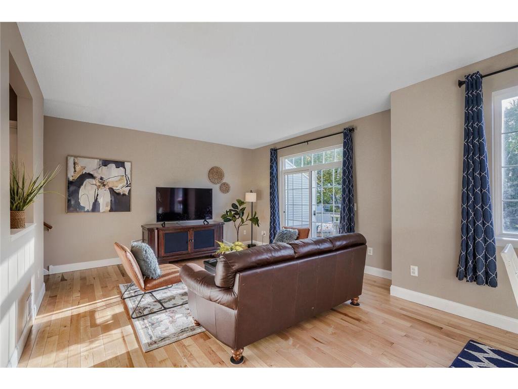 1878 Christensen Avenue West Saint Paul MN 55118 7041377 image2