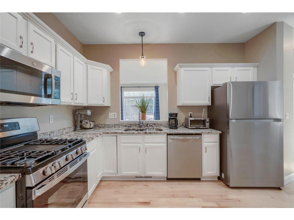 1878 Christensen Avenue West Saint Paul MN 55118 7041377 image8