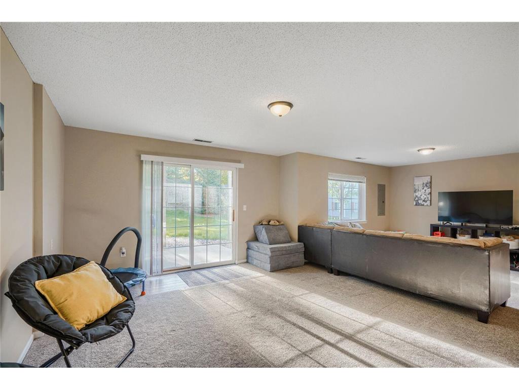 1878 Christensen Avenue West Saint Paul MN 55118 7041377 image9