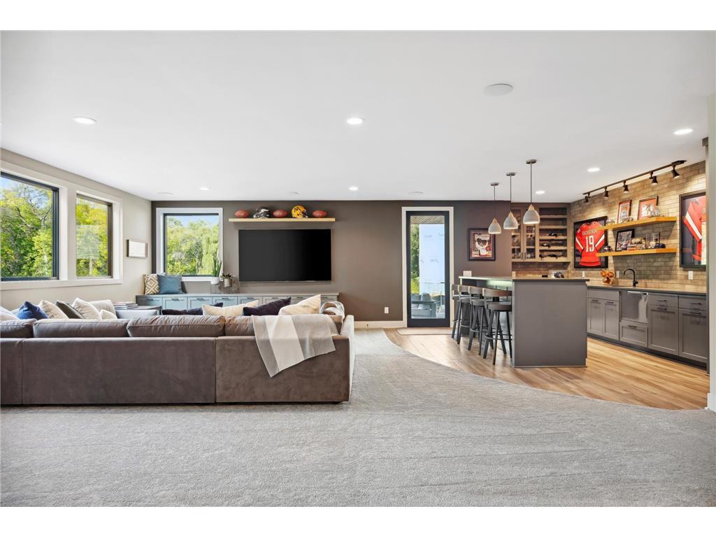 18780 Minnetonka Boulevard Deephaven MN 55391 7039446 image14