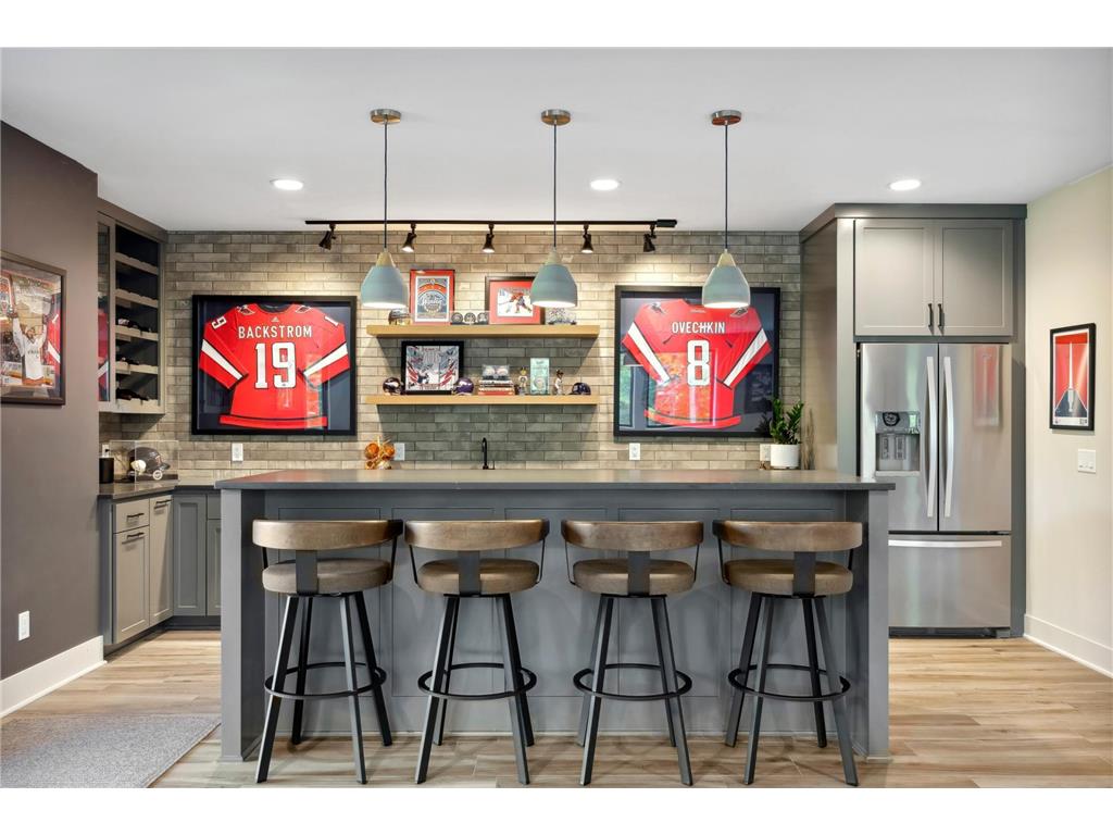 18780 Minnetonka Boulevard Deephaven MN 55391 7039446 image15