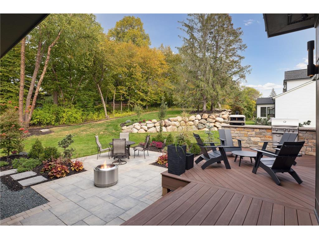 18780 Minnetonka Boulevard Deephaven MN 55391 7039446 image18