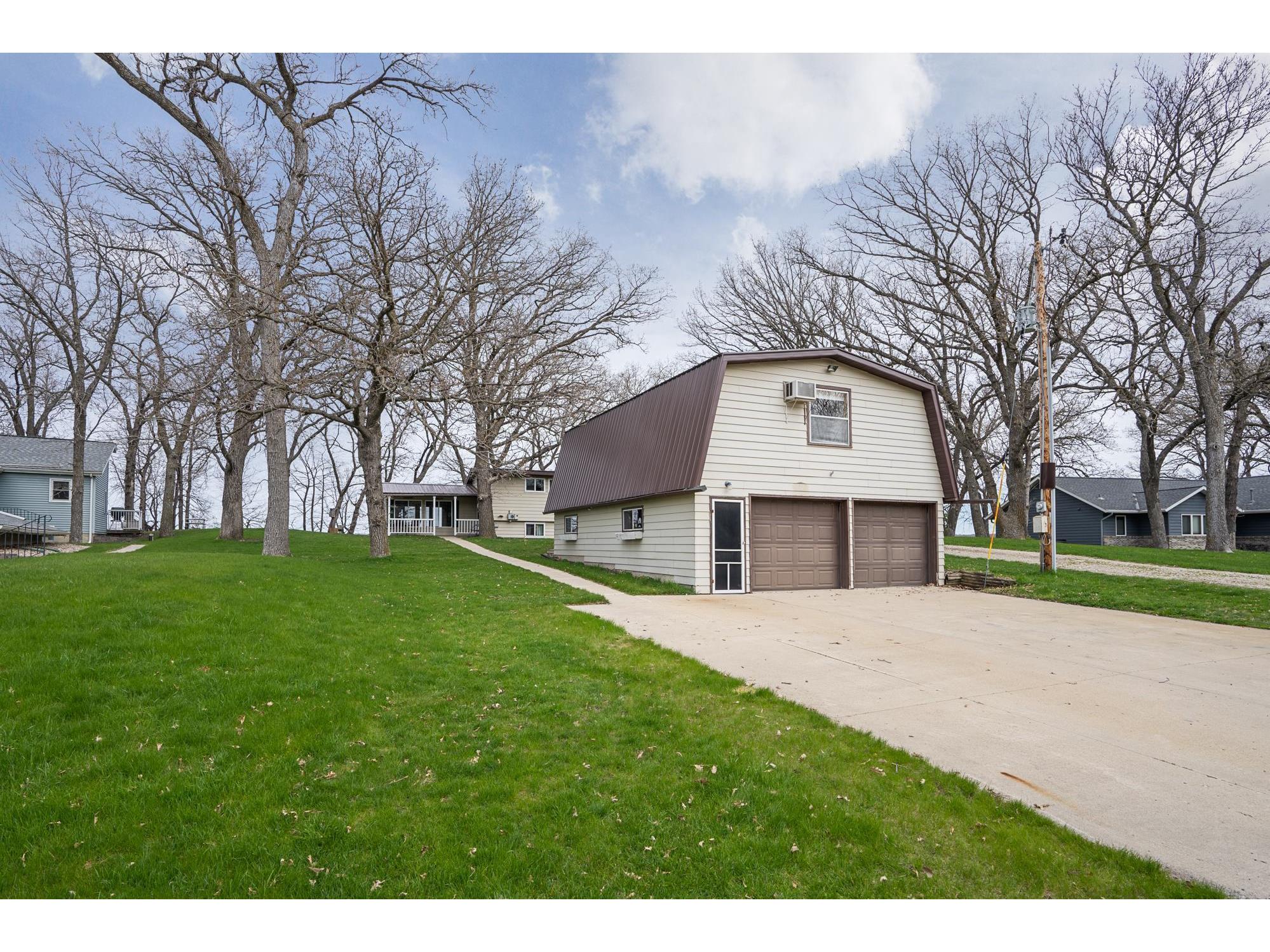 188 South Andrew Drive NE, New London, MN 56273 MLS 5748070 Edina