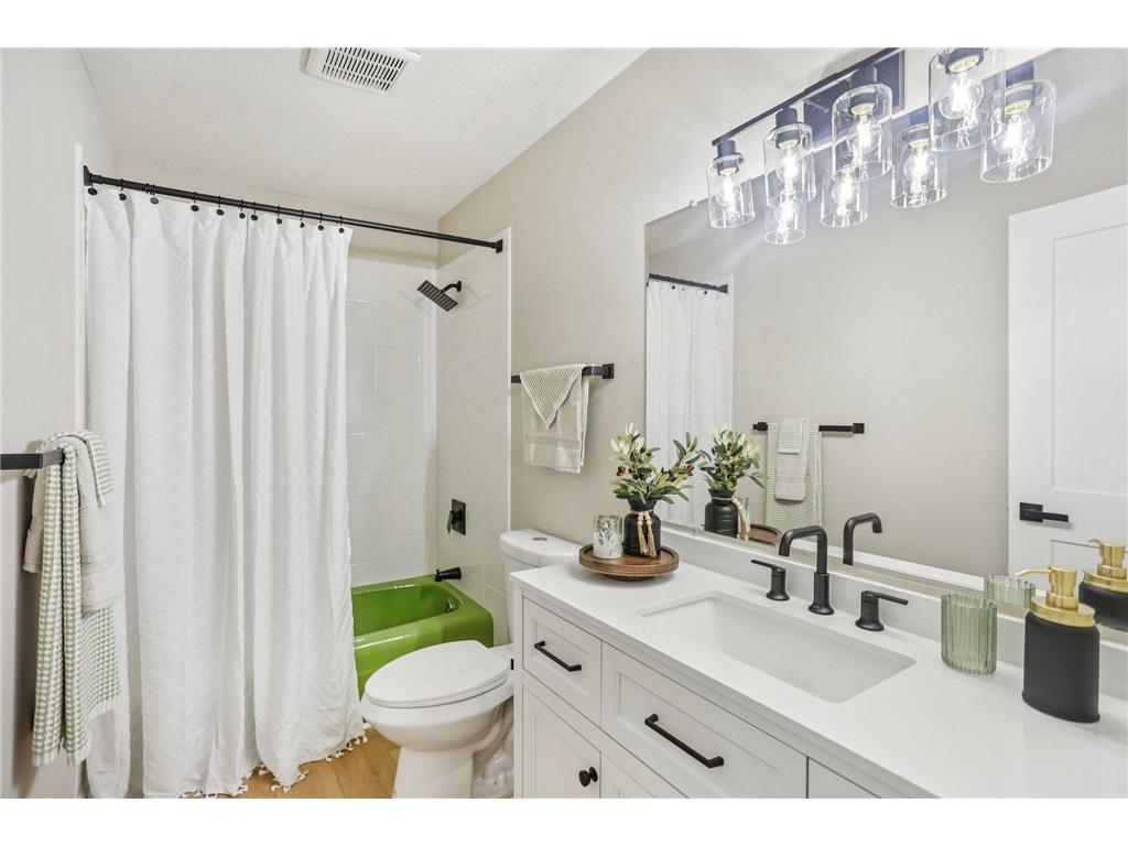 188 River Woods Lane Burnsville MN 55337 6812659 image22