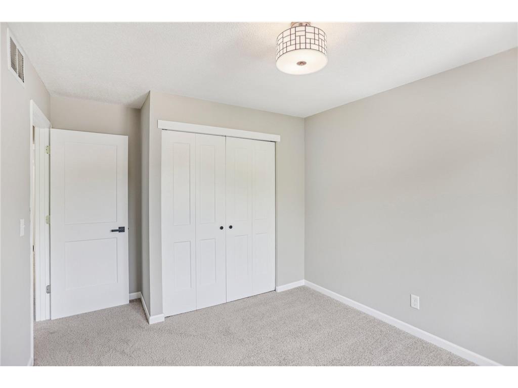 188 River Woods Lane Burnsville MN 55337 6812659 image26