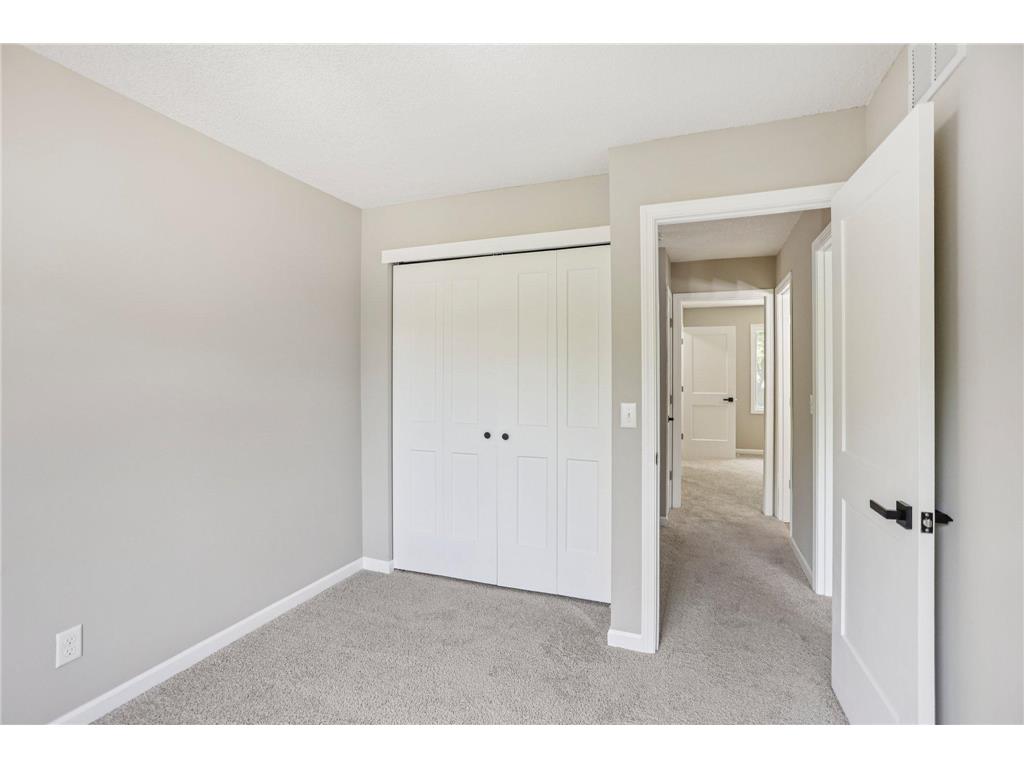 188 River Woods Lane Burnsville MN 55337 6812659 image29