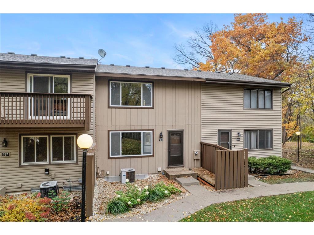 188 River Woods Lane Burnsville MN 55337 6812659 image3