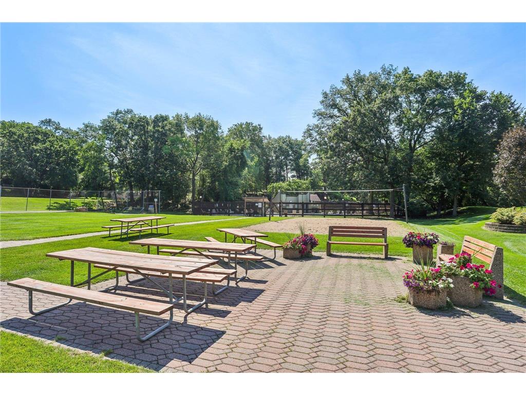 188 River Woods Lane Burnsville MN 55337 6812659 image45