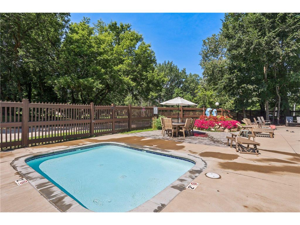 188 River Woods Lane Burnsville MN 55337 6812659 image50