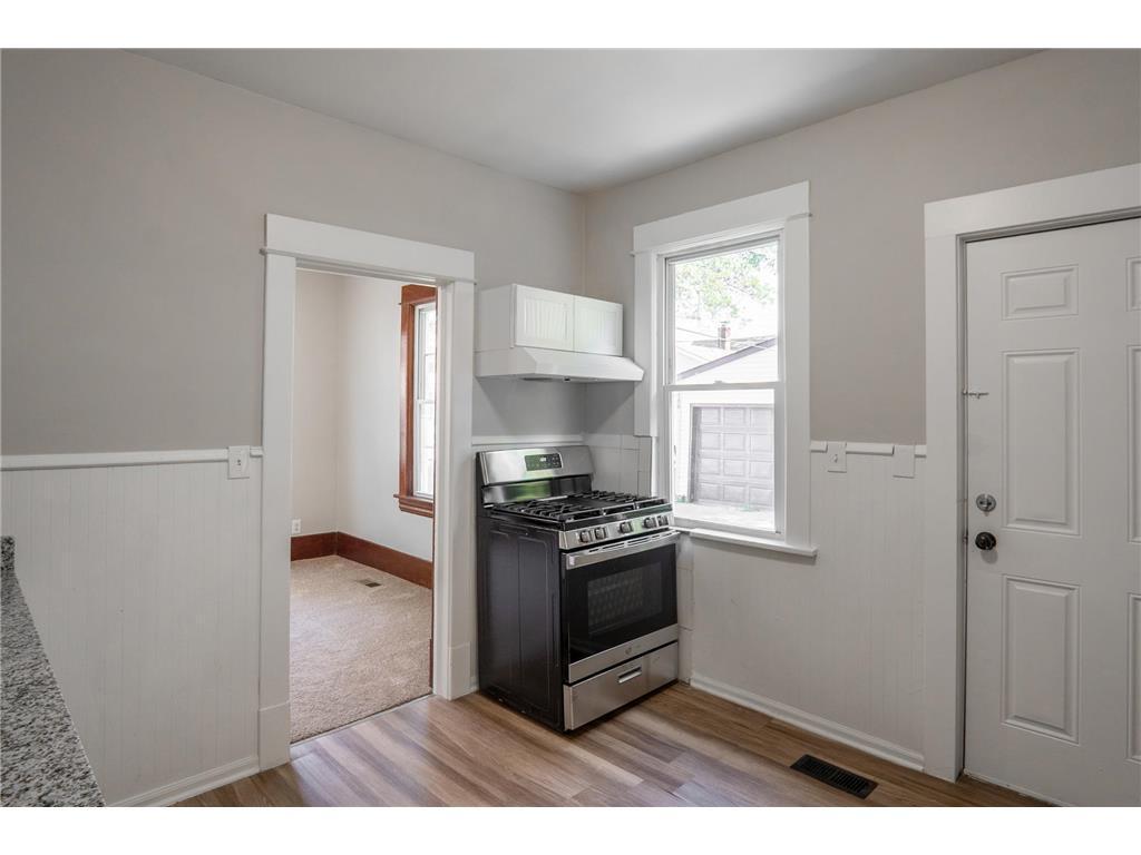 188 Wyoming Street E Saint Paul MN 55107 7072282 image3