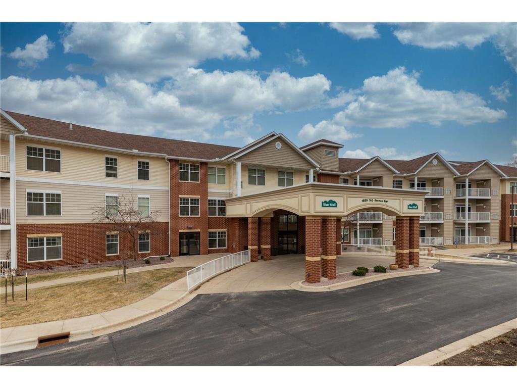 1880 3rd Avenue NW #310 Rochester MN 55901 - Zumbro River 7067115 image1