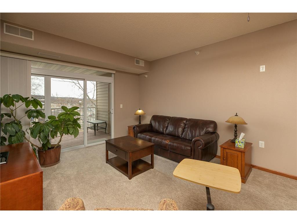 1880 3rd Avenue NW #310 Rochester MN 55901 - Zumbro River 7067115 image3