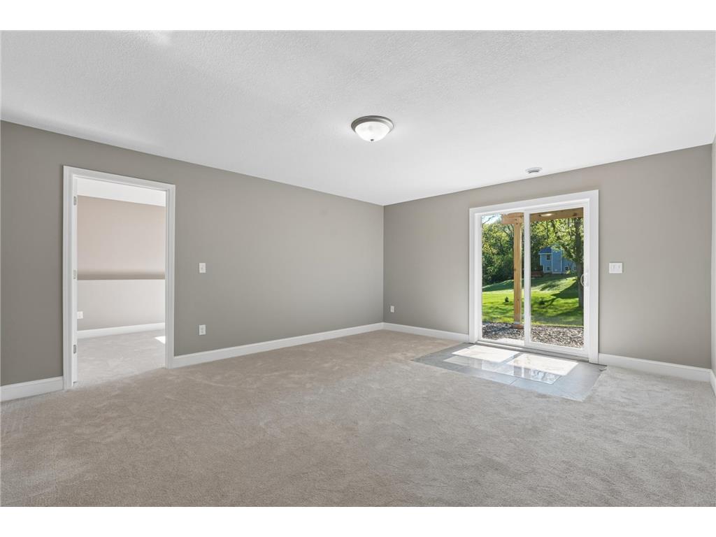 1880 Desoto Street N Maplewood MN 55117 7076198 image16