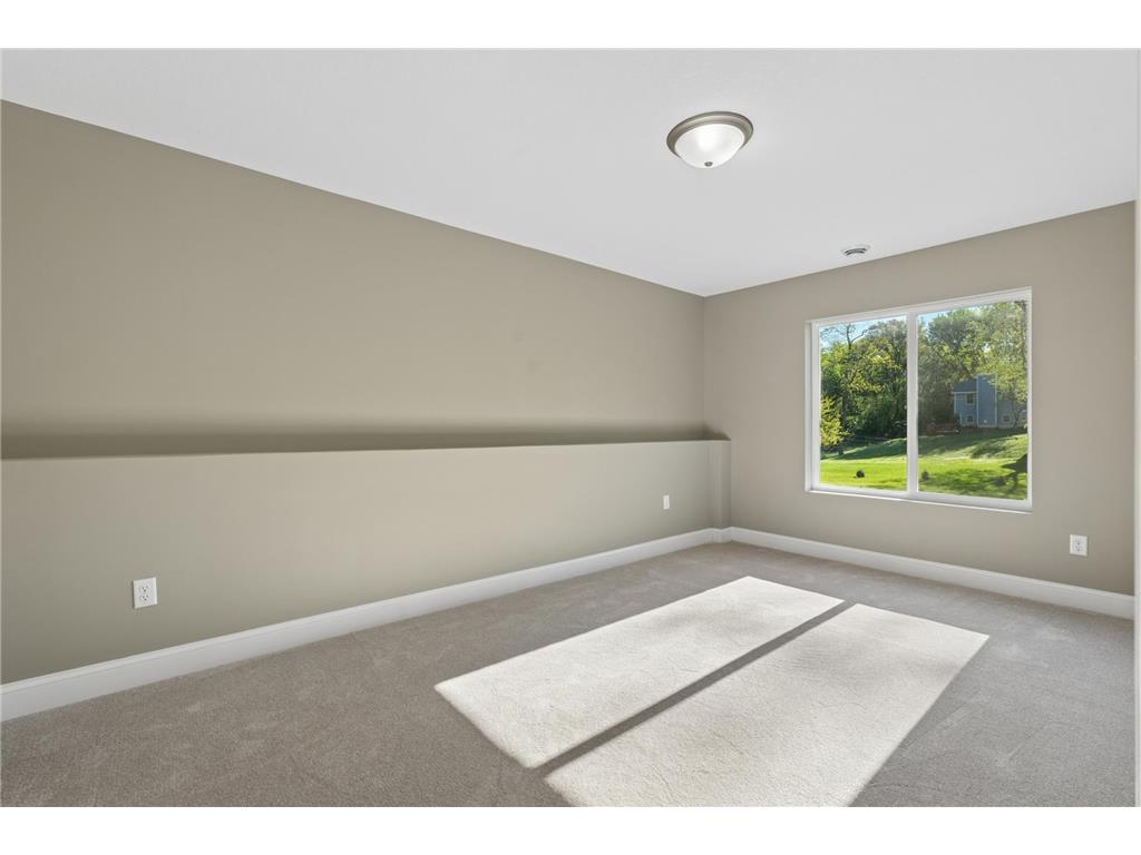 1880 Desoto Street N Maplewood MN 55117 7076198 image18
