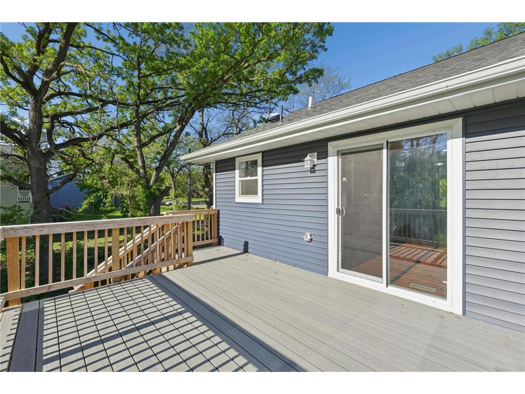 1880 Desoto Street N Maplewood MN 55117 7076198 image21