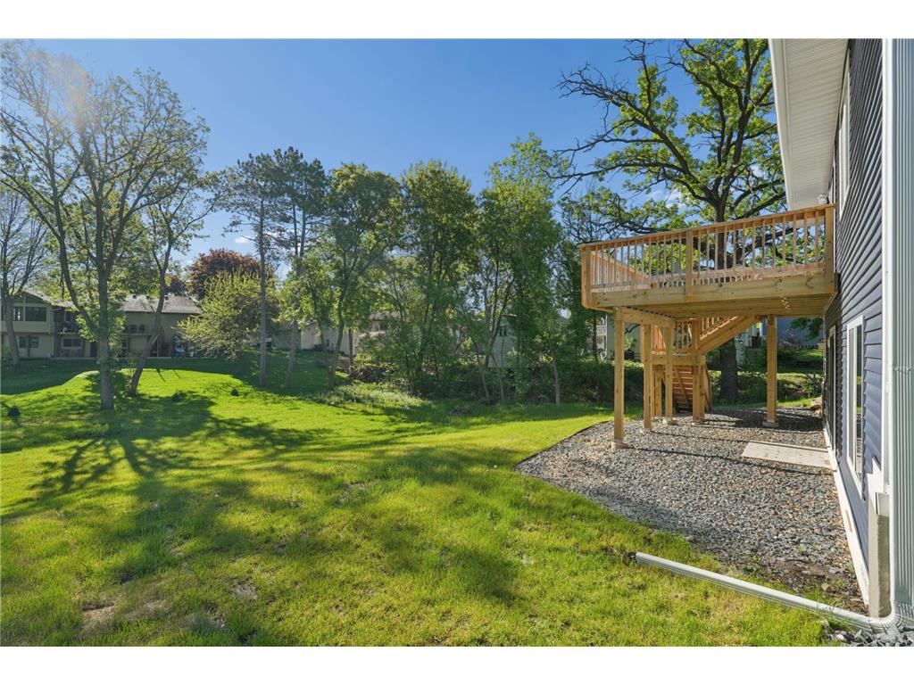 1880 Desoto Street N Maplewood MN 55117 7076198 image26