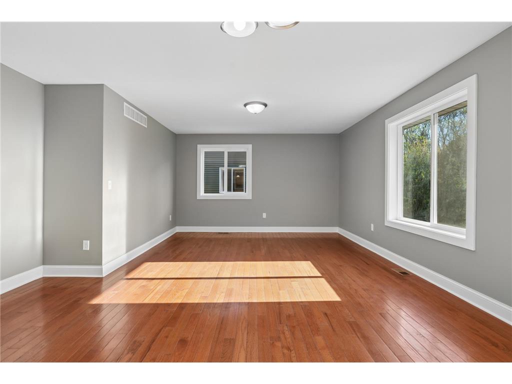 1880 Desoto Street N Maplewood MN 55117 7076198 image7