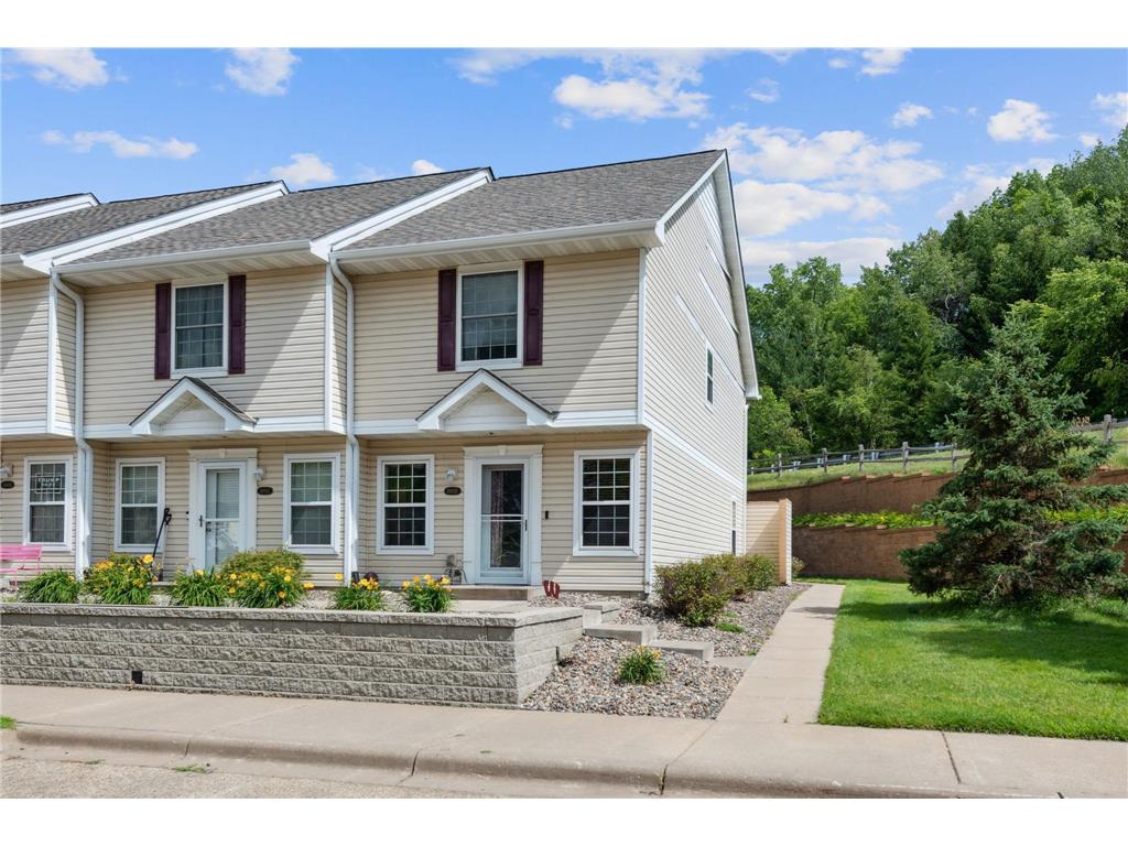 1880 Fisher Way D, River Falls, WI, 54022 MLS 6404348 Edina Realty