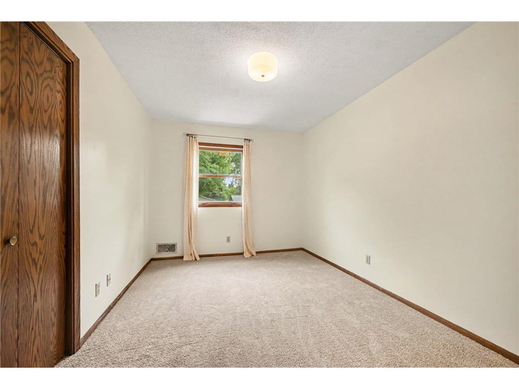 1880 Richal Drive Woodbury MN 55125 7112370 image15