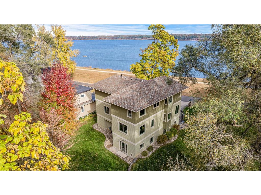 1880 Riviera Avenue S Lake Saint Croix Beach MN 55043 - St Croix River 6804616 image1