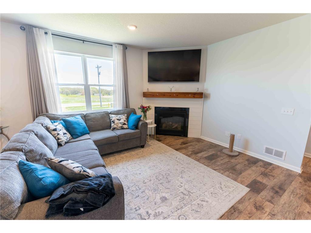 18817 Edison Court NW Elk River MN 55330 7072951 image10
