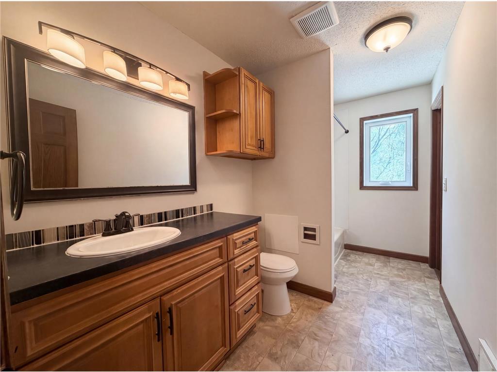 18817 Kenwood Trail Lakeville MN 55044 7020747 image9