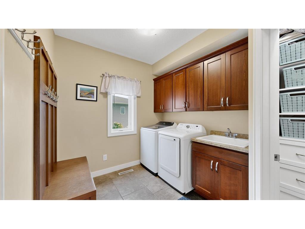 1882 Kerry Drive NE Rochester MN 55906 6770046 image7