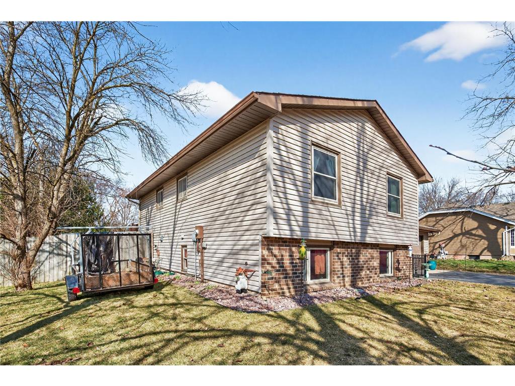 18821 Joplin Avenue Lakeville MN 55044 7039987 image2