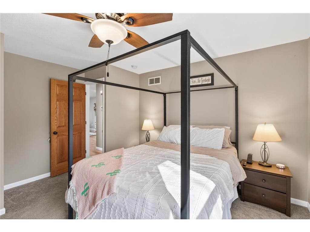 18821 Joplin Avenue Lakeville MN 55044 7039987 image20