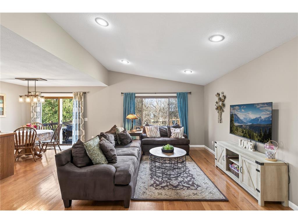 18821 Joplin Avenue Lakeville MN 55044 7039987 image6