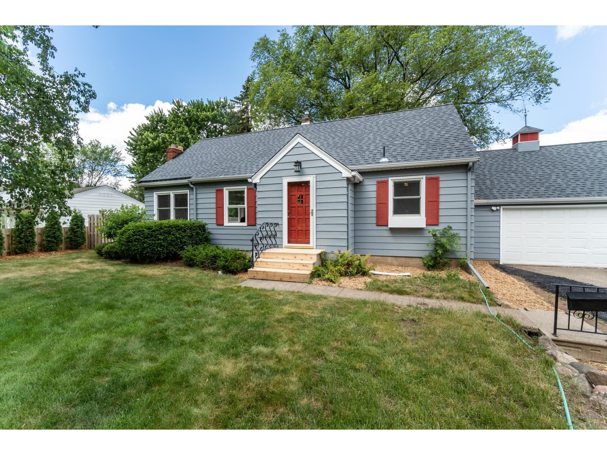 1883 Dodd Road, Mendota Heights, MN 55118 MLS 6022950 Edina Realty