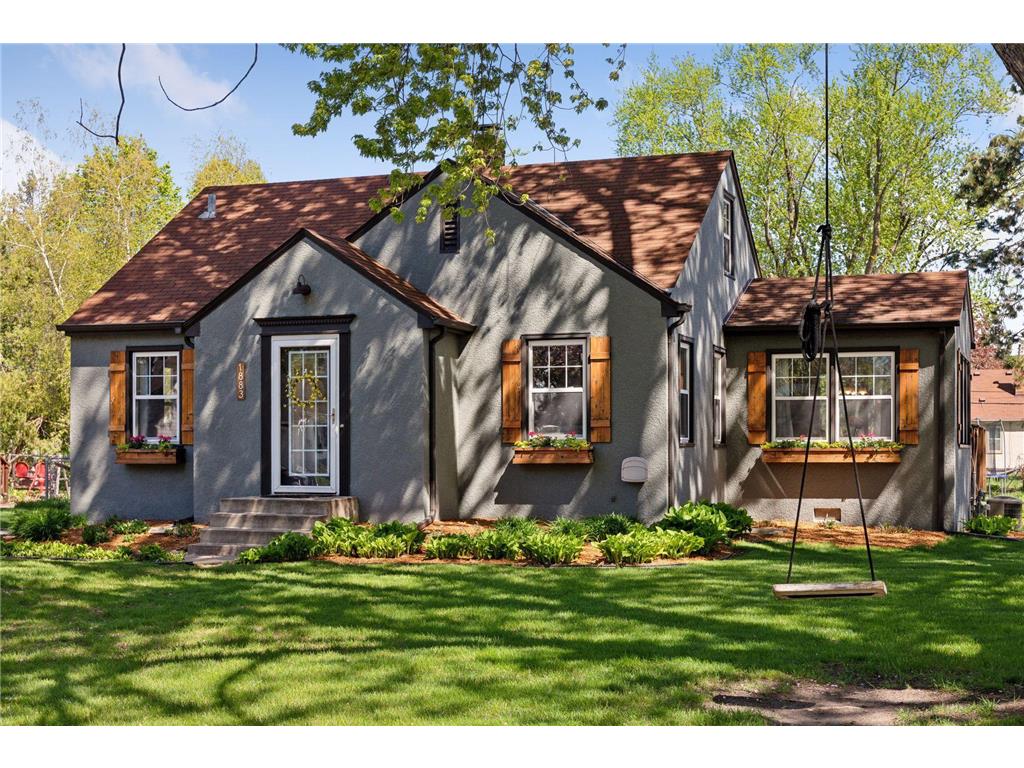 1883 Glenpaul Avenue Arden Hills MN 55112 6528223 image1